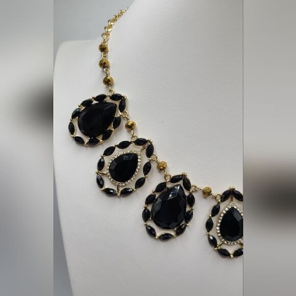 INC International Concepts Black and gold rhinestones necklace - Picture 3 of 8